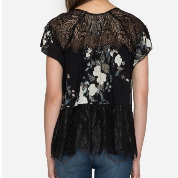 Johnny was HANA TIERED TOP - Picture 5 of 6